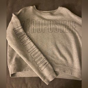 Medium Aéropostale New York Grey Cropped Sweater